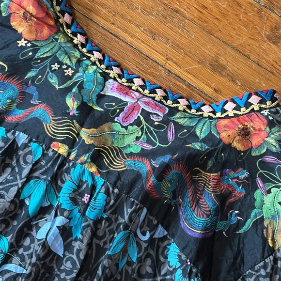 Johnny Was Black 100% Silk Tunic, Partial Button Front, Sz Large - Picture 7 of 8